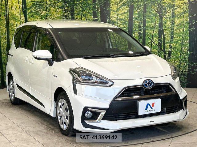 Toyota SIENTA 2017-06 8628903-16