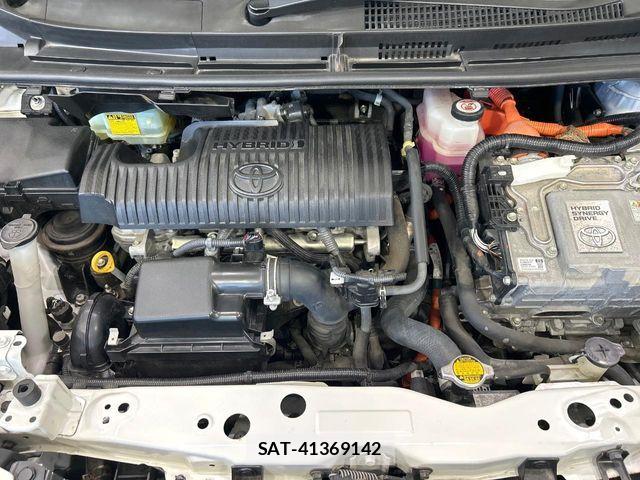 Toyota SIENTA 2017-06 8628903-18