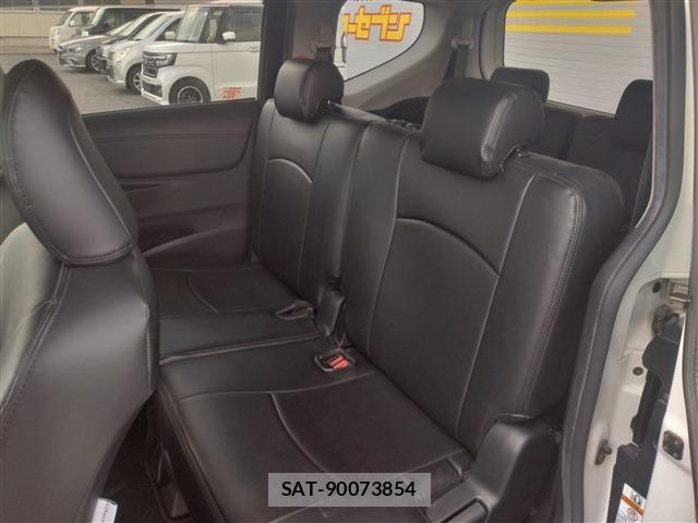 Toyota SIENTA 2016-01 8628905-11