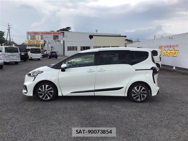 Toyota SIENTA 2016-01 8628905-7