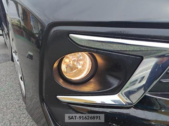 Toyota SIENTA 2017-12 8628901-9