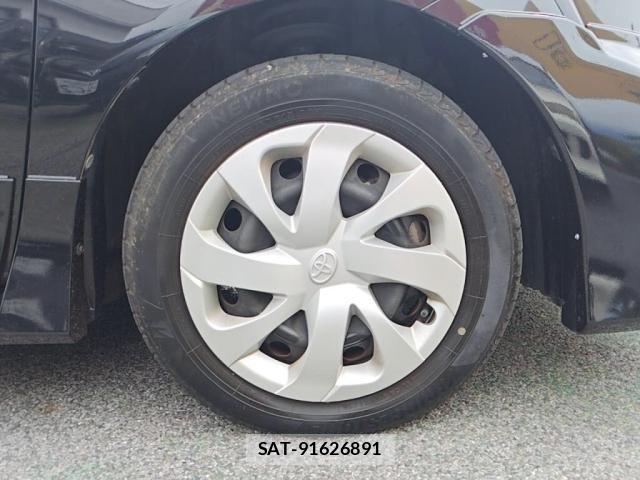 Toyota SIENTA 2017-12 8628901-11