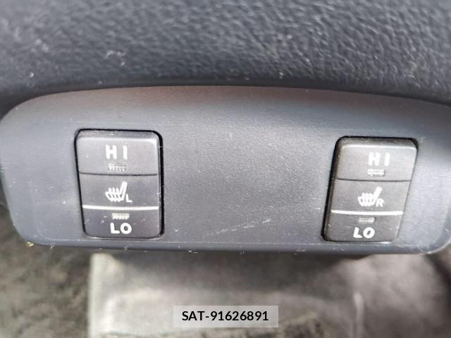 Toyota SIENTA 2017-12 8628901-19