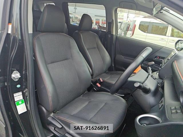 Toyota SIENTA 2017-12 8628901-20