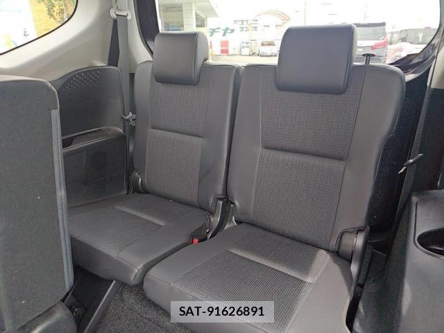 Toyota SIENTA 2017-12 8628901-23
