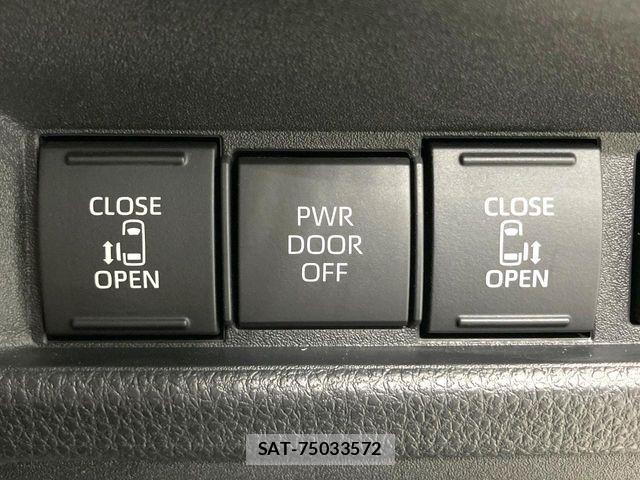 Toyota SIENTA 2023-05 8628899-2