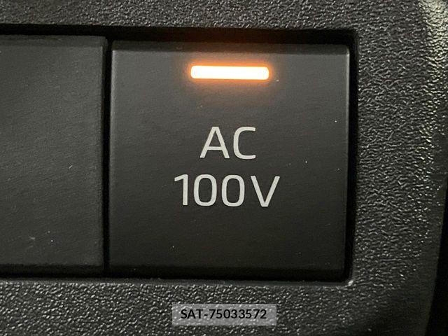 Toyota SIENTA 2023-05 8628899-6