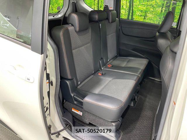 Toyota SIENTA 2018-03 8628902-9