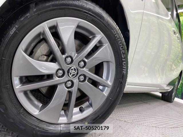 Toyota SIENTA 2018-03 8628902-14