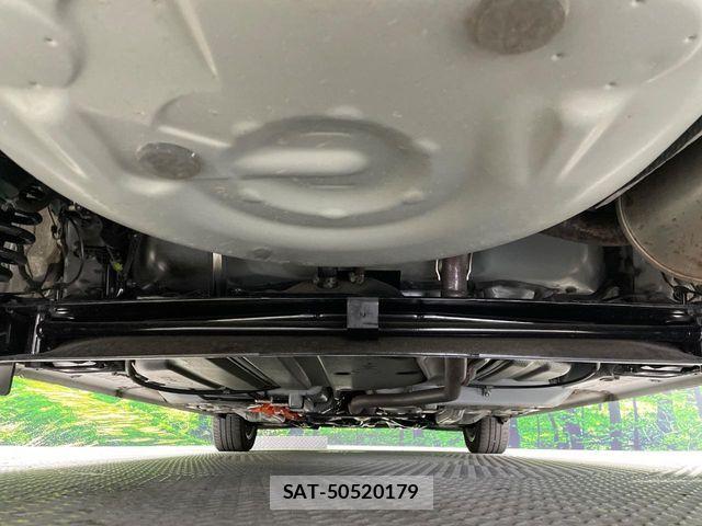 Toyota SIENTA 2018-03 8628902-18