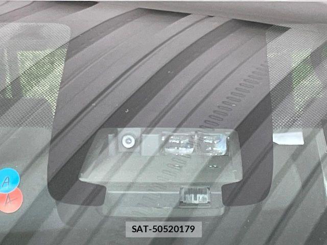 Toyota SIENTA 2018-03 8628902-4