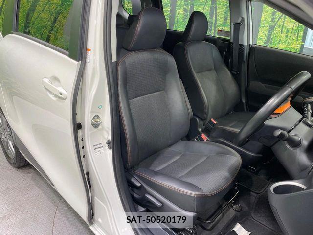 Toyota SIENTA 2018-03 8628902-8