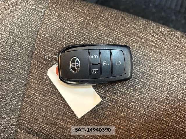 Toyota SIENTA 2023-07 8628900-11