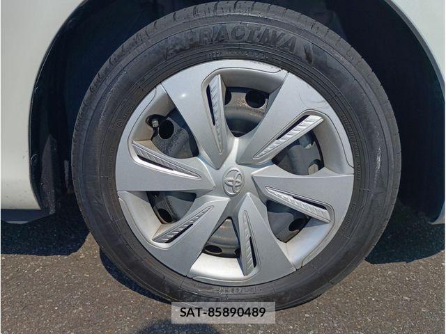 Toyota SIENTA 2021-07 8628904-24