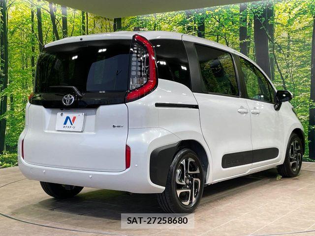 Toyota SIENTA 2026-06 8628894-16