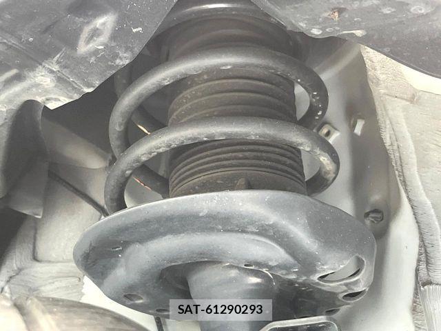 Toyota SIENTA 2023-09 8628895-19