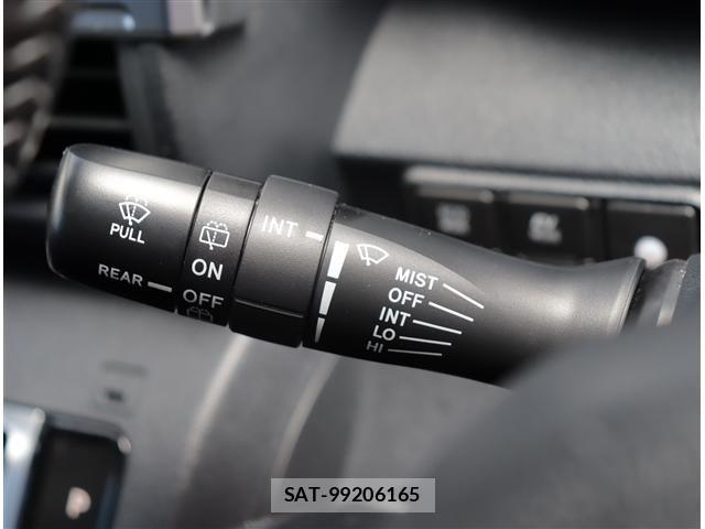 Toyota SIENTA 2021-01 8661581-13