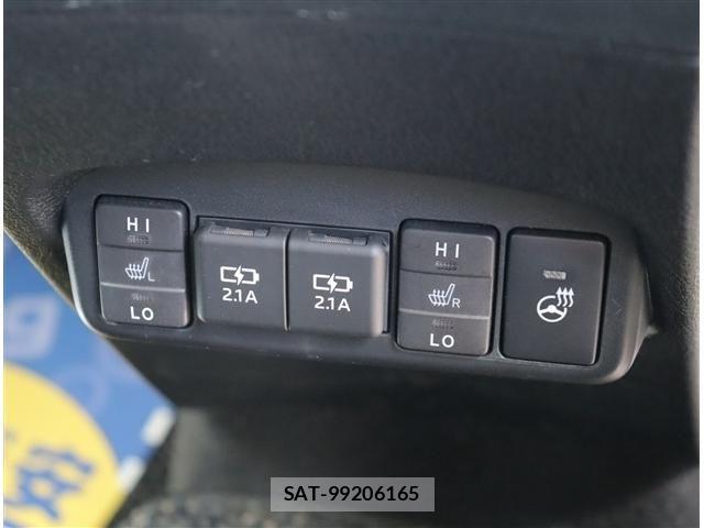 Toyota SIENTA 2021-01 8661581-19