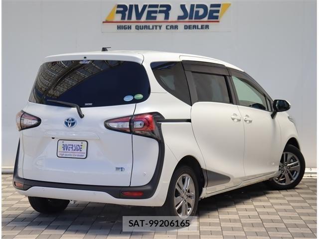 Toyota SIENTA 2021-01 8661581-2
