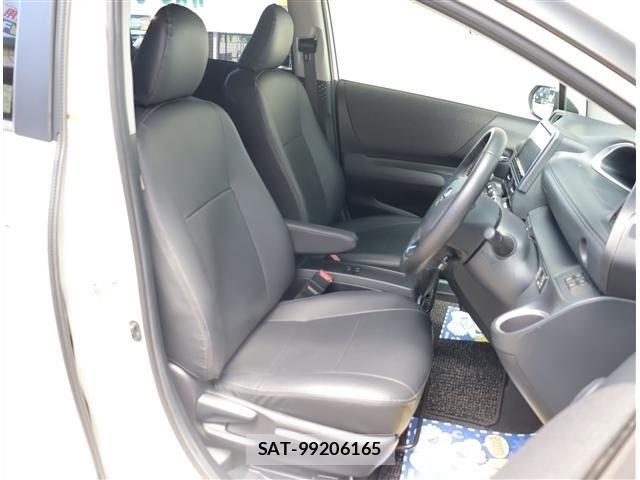 Toyota SIENTA 2021-01 8661581-4