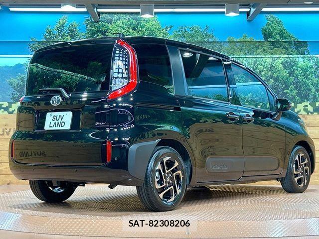 Toyota SIENTA 2026-06 8661572-17