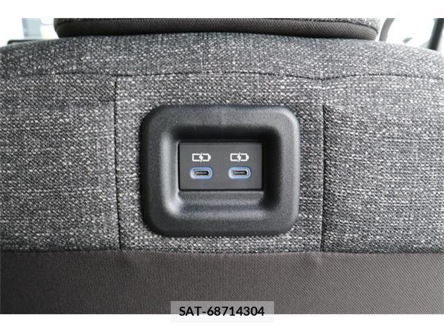 Toyota SIENTA 2025-03 8661571-29