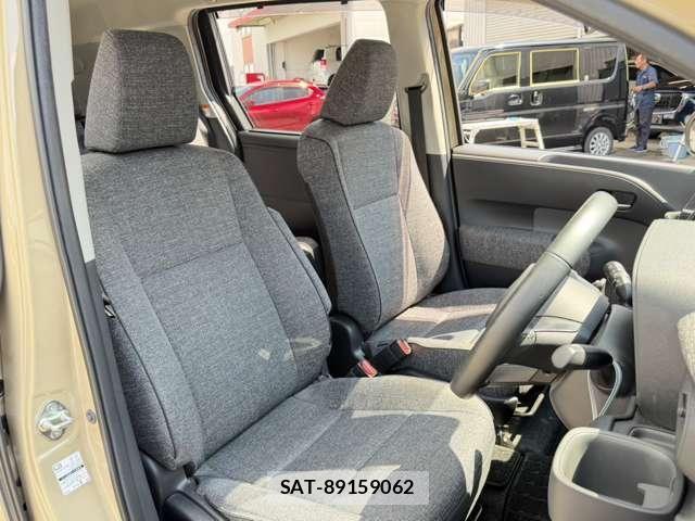 Toyota SIENTA 2022-10 8666907-11