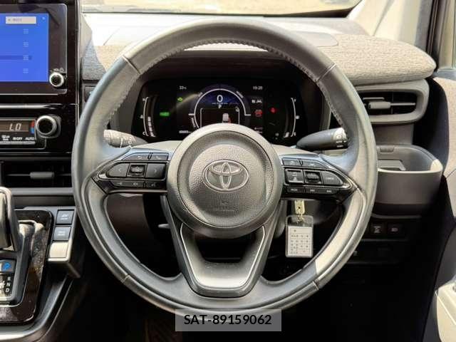 Toyota SIENTA 2022-10 8666907-14