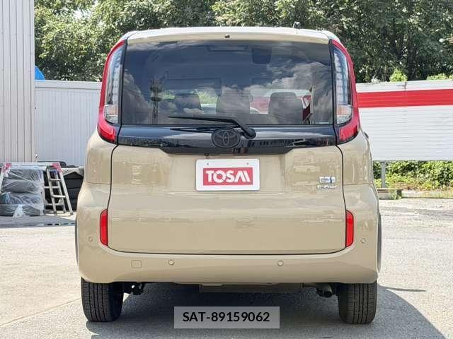 Toyota SIENTA 2022-10 8666907-18