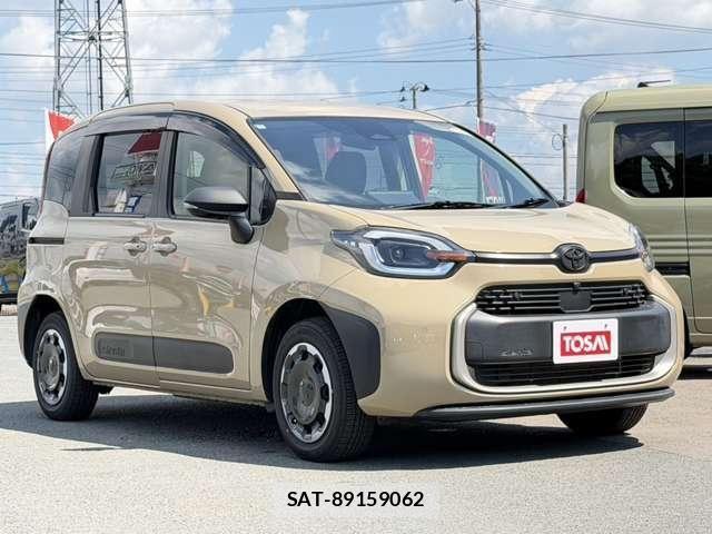 Toyota SIENTA 2022-10 8666907-19