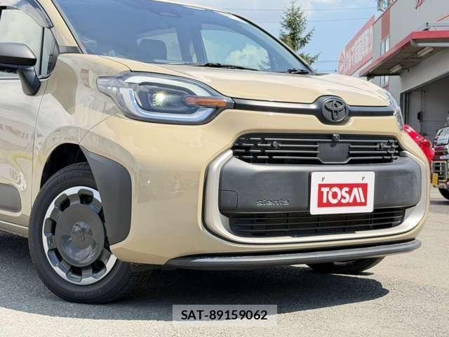 Toyota SIENTA 2022-10 8666907-26