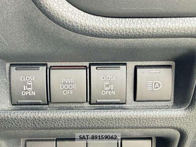 Toyota SIENTA 2022-10 8666907-5