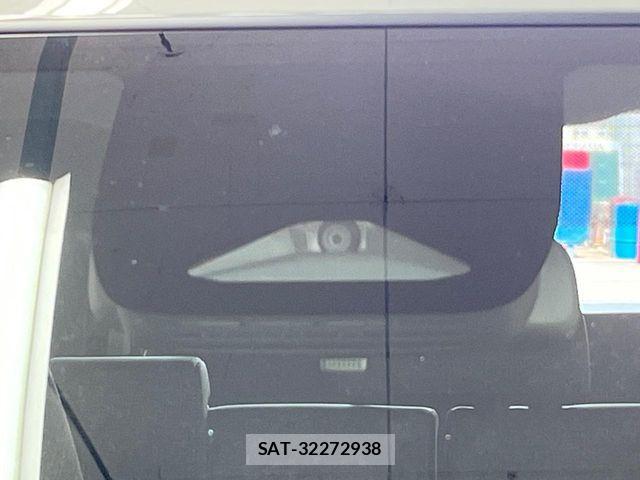 Toyota SIENTA 2026-05 8661574-5