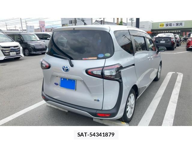Toyota SIENTA 2016-05 8661587-2