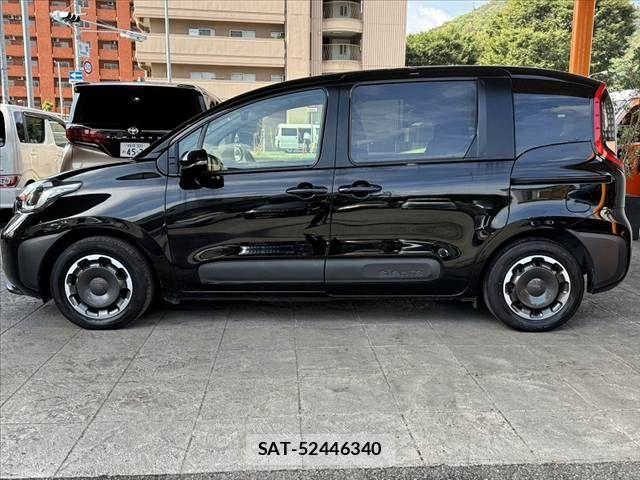Toyota SIENTA 2022-11 8661583-11