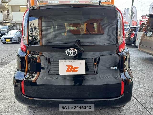 Toyota SIENTA 2022-11 8661583-13