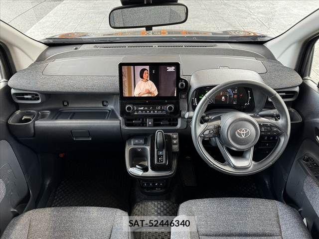 Toyota SIENTA 2022-11 8661583-1