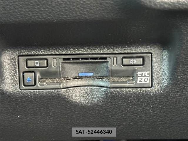 Toyota SIENTA 2022-11 8661583-29