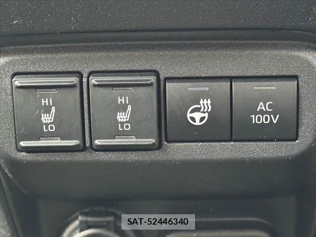 Toyota SIENTA 2022-11 8661583-6