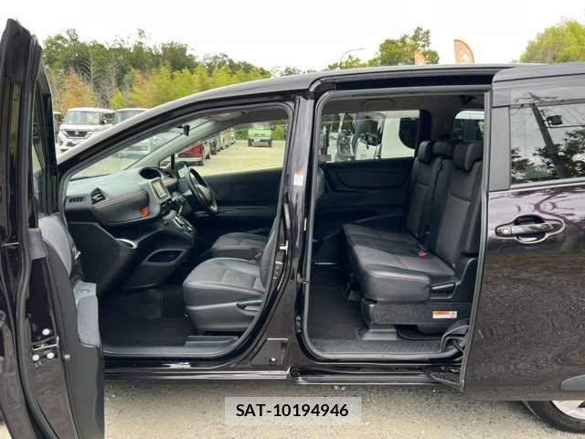 Toyota SIENTA 2017-09 8661589-6