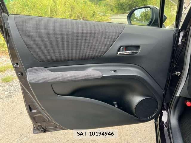 Toyota SIENTA 2017-09 8661589-9