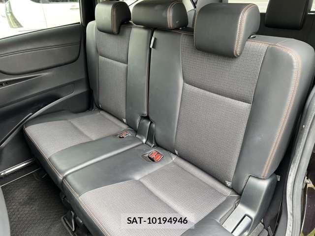Toyota SIENTA 2017-09 8661589-11