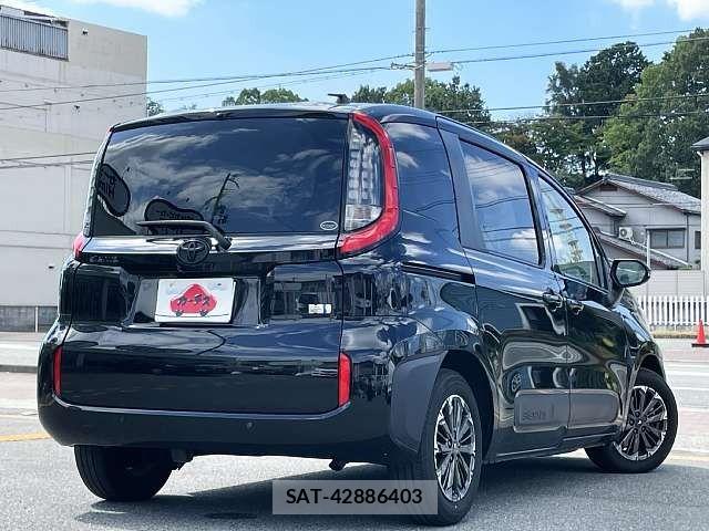 Toyota SIENTA 2023-05 8666906-2