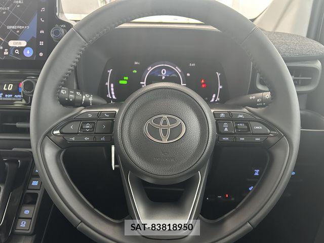 Toyota SIENTA 2026-08 8661573-13