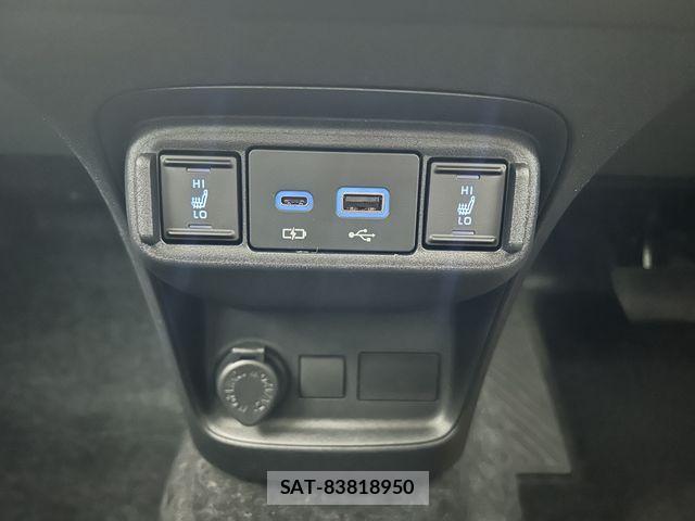 Toyota SIENTA 2026-08 8661573-14