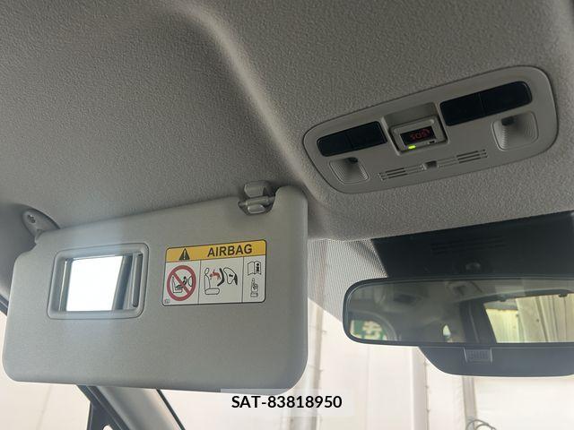Toyota SIENTA 2026-08 8661573-18