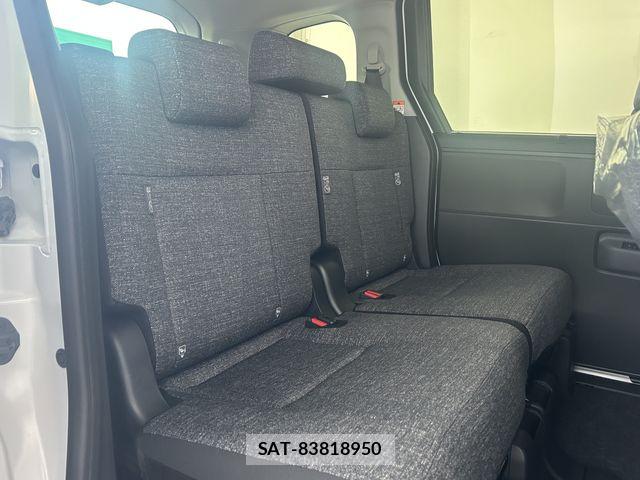Toyota SIENTA 2026-08 8661573-20