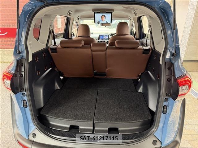 Toyota SIENTA 2022-01 8661584-18