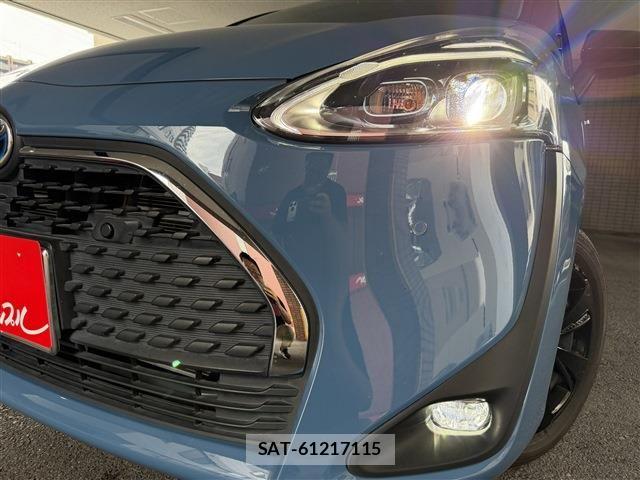Toyota SIENTA 2022-01 8661584-4
