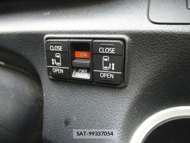 Toyota SIENTA 2015-10 8666916-15